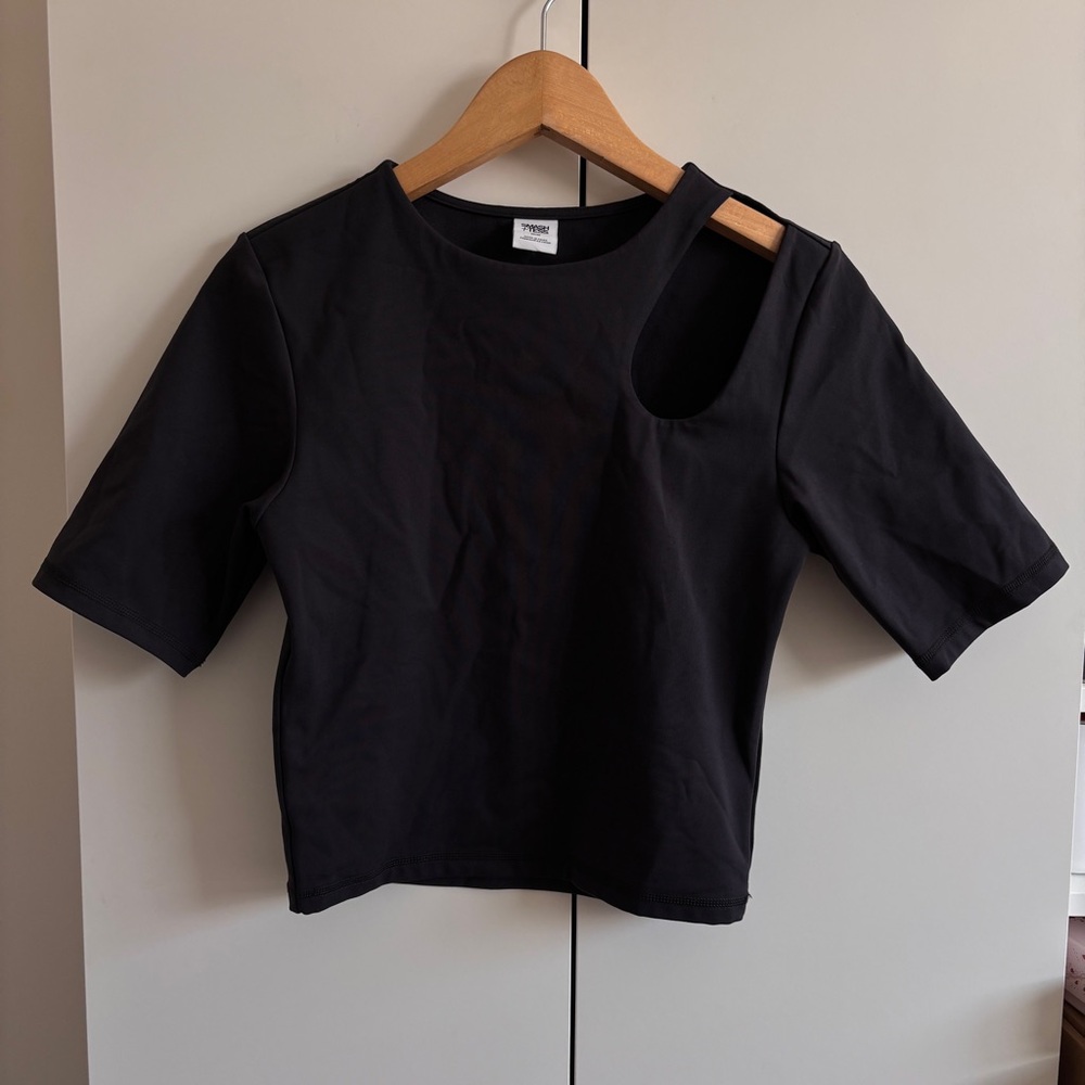 Smash + Tess Women's Charcoal Short Sleeve Top